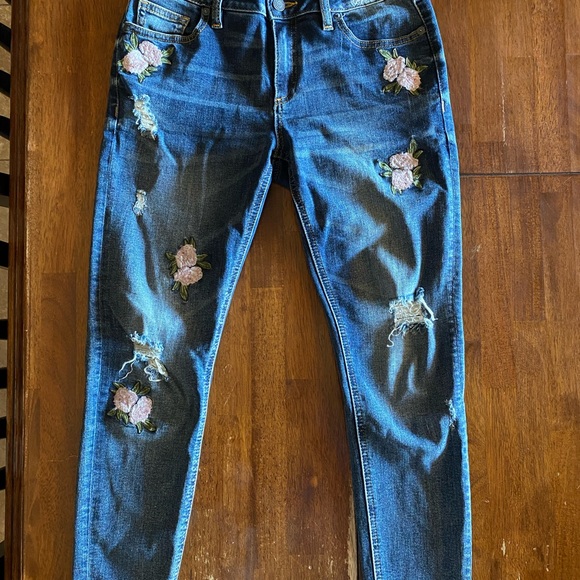 Miss Me - Ankle -Skinny - Picture 2 of 5